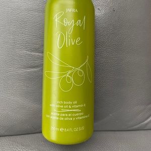 Royal Oil Body Oil from JAFRA